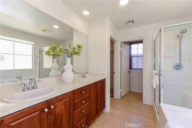 77 Keepsake 44, Irvine, CA 92618