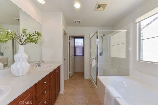 77 Keepsake 44, Irvine, CA 92618