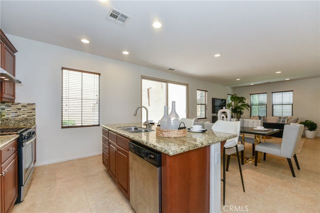 77 Keepsake 44, Irvine, CA 92618