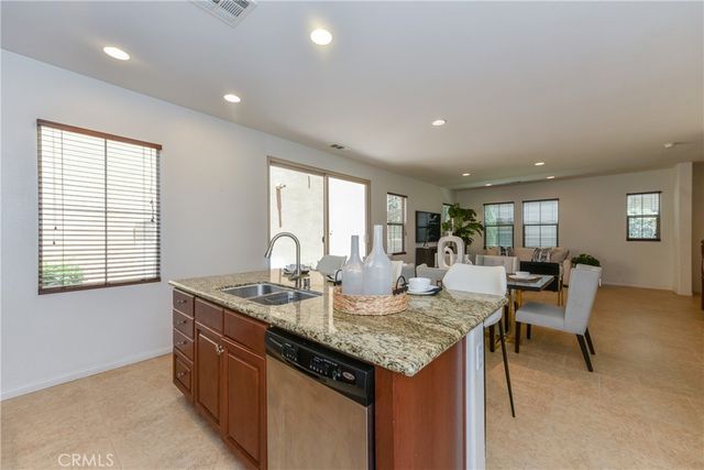 77 Keepsake 44, Irvine, CA 92618