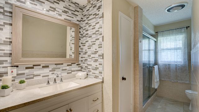 1616 E Road, Loxahatchee, FL 33470