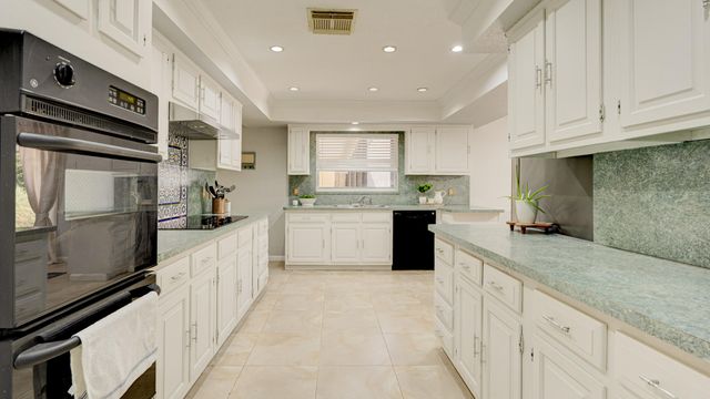 1616 E Road, Loxahatchee, FL 33470