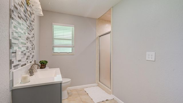 1616 E Road, Loxahatchee, FL 33470