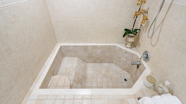 1616 E Road, Loxahatchee, FL 33470