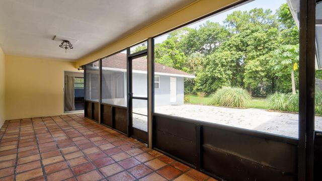 1616 E Road, Loxahatchee, FL 33470