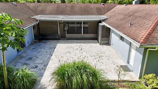 1616 E Road, Loxahatchee, FL 33470