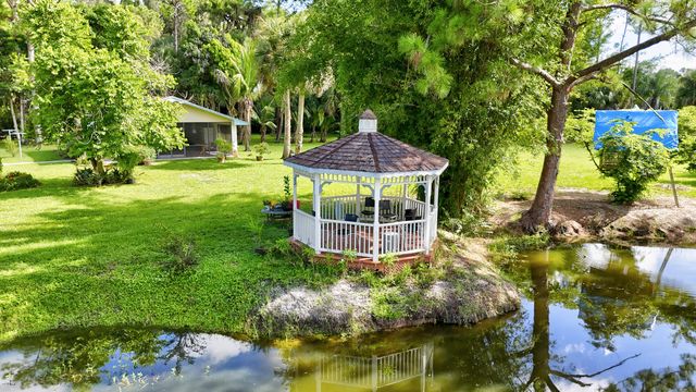 1616 E Road, Loxahatchee, FL 33470