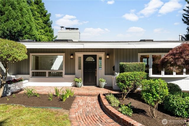 4232 Shoreclub Drive, Mercer Island, WA 98040