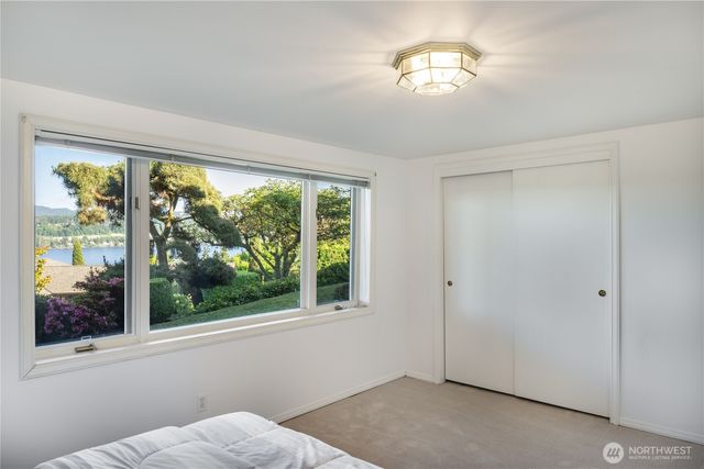 4232 Shoreclub Drive, Mercer Island, WA 98040
