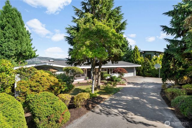 4232 Shoreclub Drive, Mercer Island, WA 98040