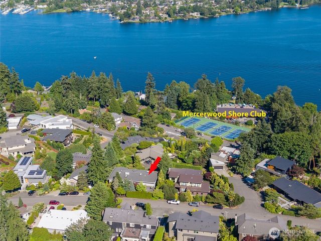 4232 Shoreclub Drive, Mercer Island, WA 98040
