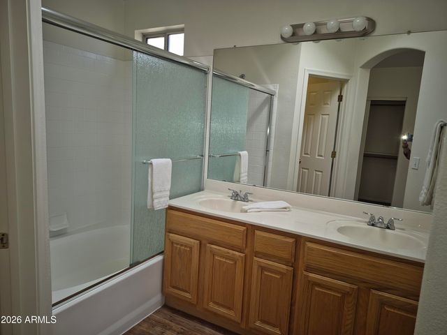 5057 E DRAGOON Avenue, Mesa, AZ 85206