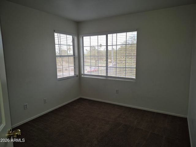 5057 E DRAGOON Avenue, Mesa, AZ 85206