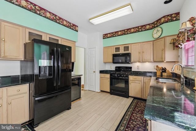 804 FALLS LAKE DR, Bowie, MD 20721