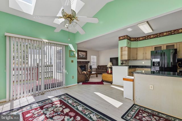 804 FALLS LAKE DR, Bowie, MD 20721