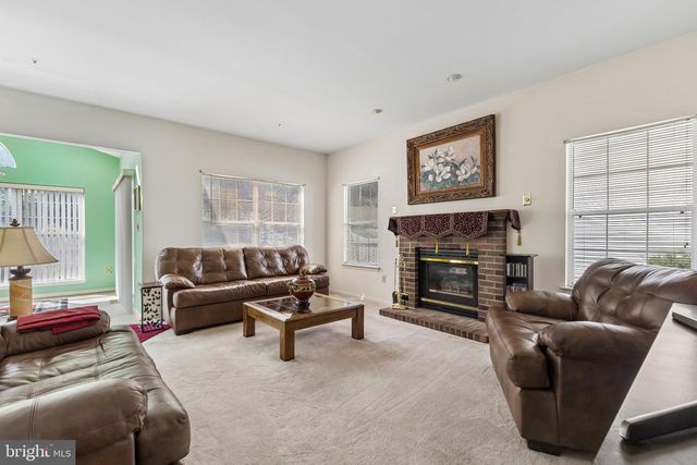 804 FALLS LAKE DR, Bowie, MD 20721