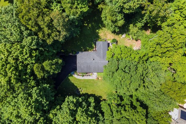 25 Ponderosa Road, Carmel, NY 10512