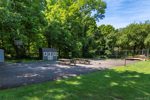 25 Ponderosa Road, Carmel, NY 10512