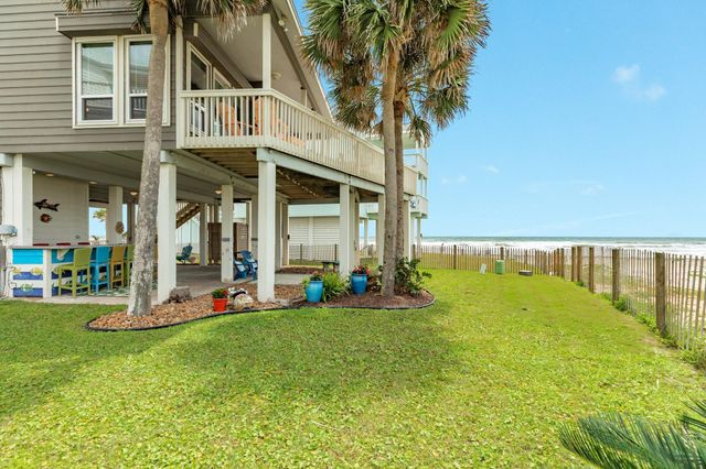 4247 Sandpiper Lane, Galveston, TX 77554