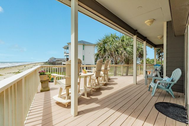4247 Sandpiper Lane, Galveston, TX 77554