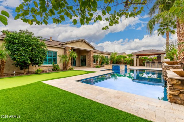 4868 S Hemet Street, Gilbert, AZ 85298