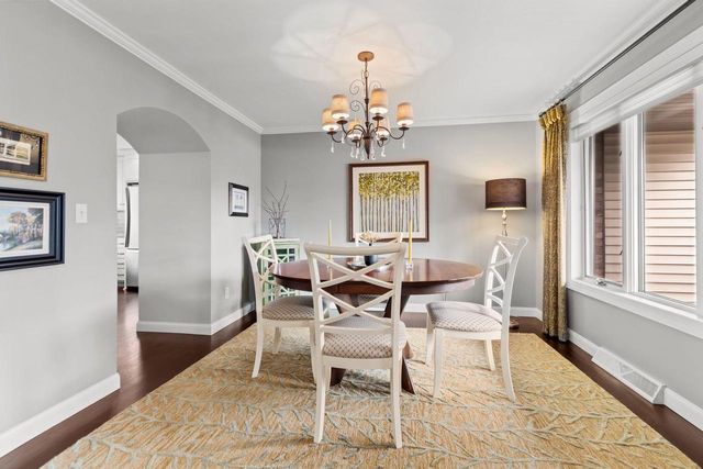 804 HEATHER LANE, Neenah, WI 54956