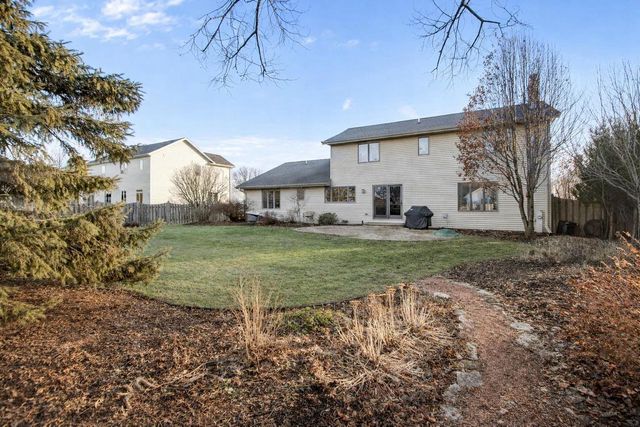 804 HEATHER LANE, Neenah, WI 54956