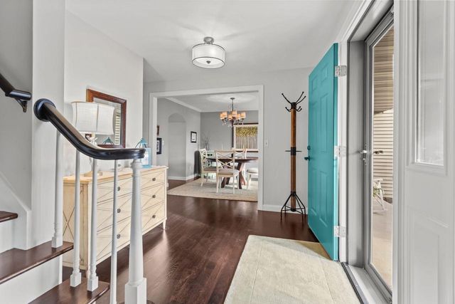 804 HEATHER LANE, Neenah, WI 54956