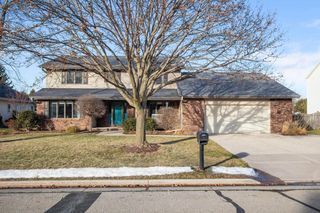 804 HEATHER LANE, Neenah, WI 54956