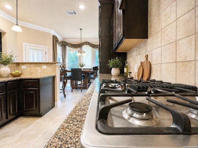 7739 Winecup HL, San Antonio, TX 78256