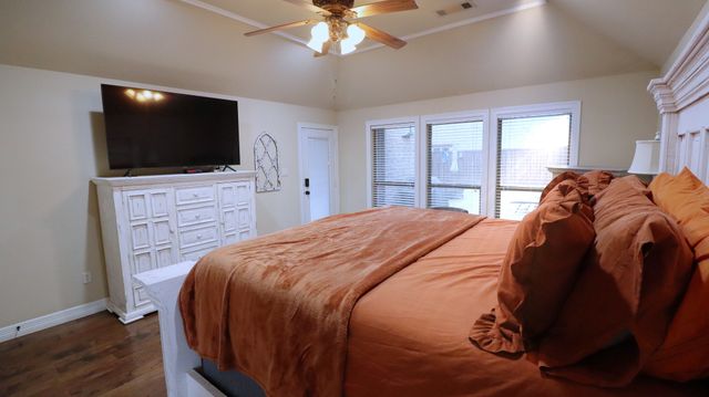 1105 Mckenzie Drive, Mansfield, TX 76063