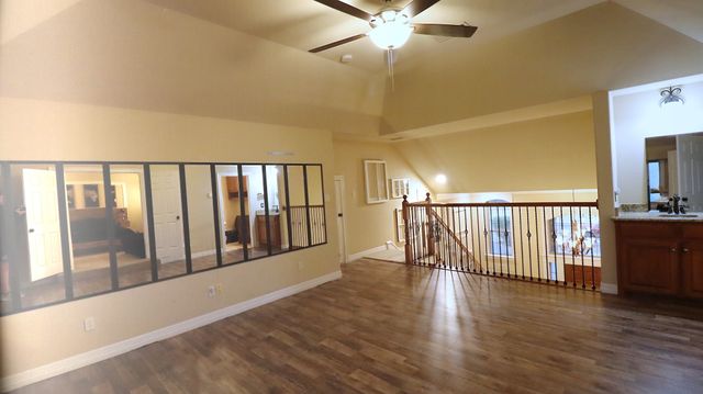 1105 Mckenzie Drive, Mansfield, TX 76063