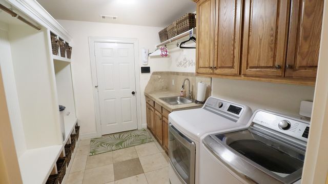 1105 Mckenzie Drive, Mansfield, TX 76063