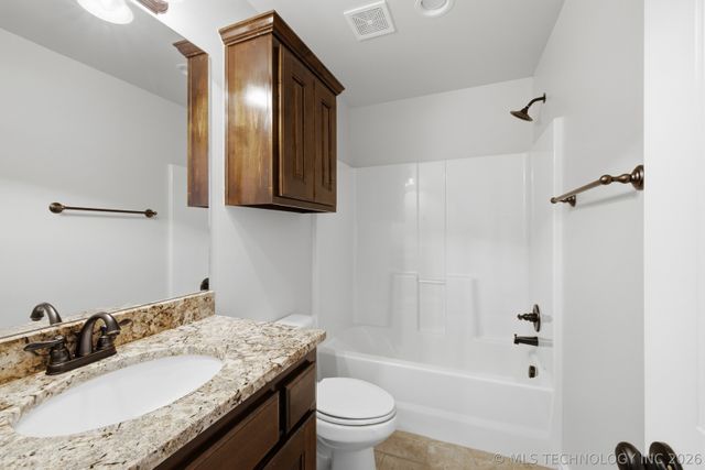 2512 S 16th Court, Broken Arrow, OK 74012