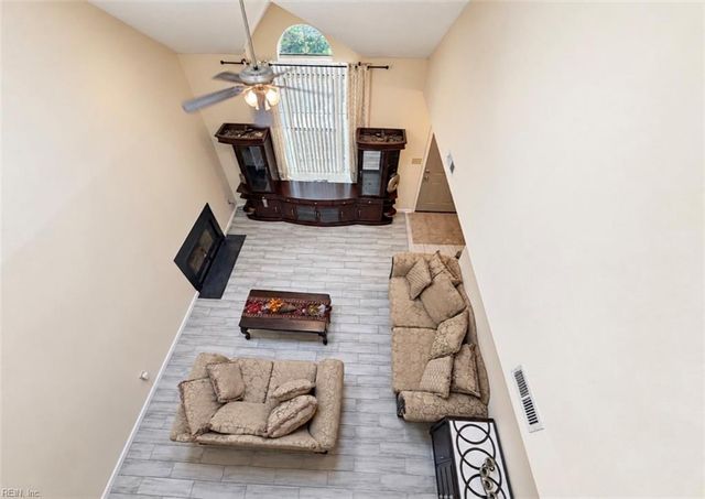 355 Lees Mill DR, Newport News, VA 23608