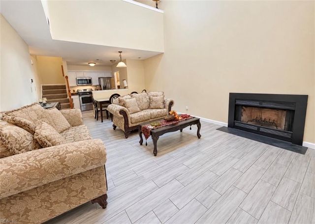 355 Lees Mill DR, Newport News, VA 23608