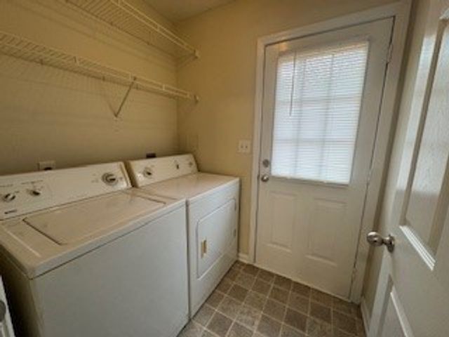 1212 Verkler Dr, Clarksville, TN 37042