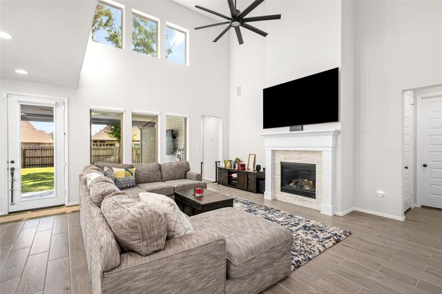 17107 Sandstone Street, Conroe, TX 77302