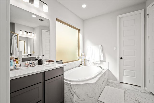 17107 Sandstone Street, Conroe, TX 77302