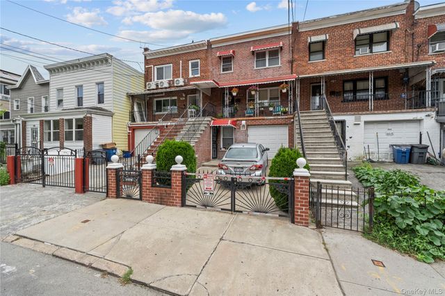 846 E 223rd Street, Bronx, NY 10466