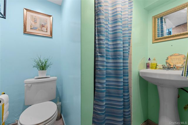 846 E 223rd Street, Bronx, NY 10466