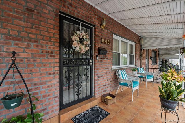 846 E 223rd Street, Bronx, NY 10466
