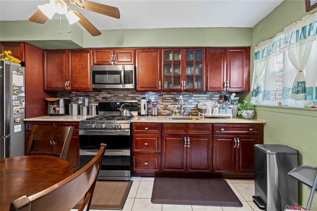 846 E 223rd Street, Bronx, NY 10466 — photo 4
