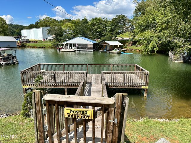 516 Lakeside Dock Drive 3, Kingsport, TN 37663