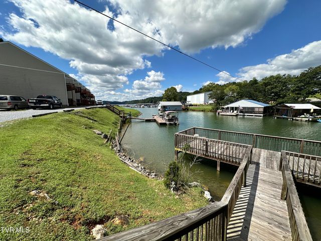 516 Lakeside Dock Drive 3, Kingsport, TN 37663