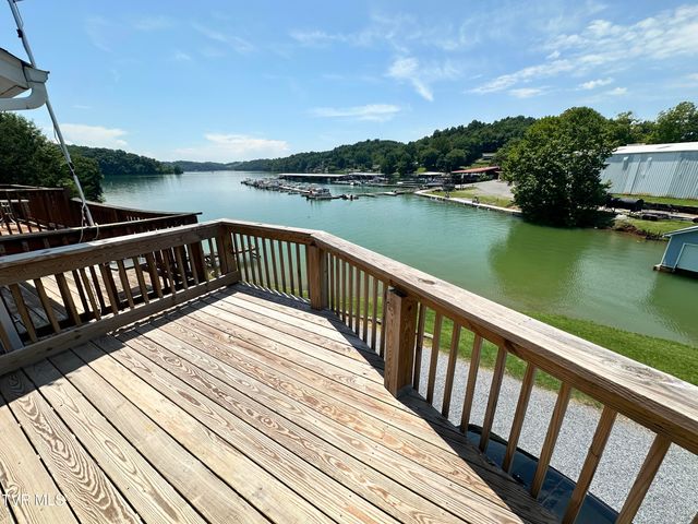 516 Lakeside Dock Drive 3, Kingsport, TN 37663
