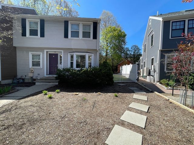 9 Cornelius Way 9, Cambridge, MA 02141