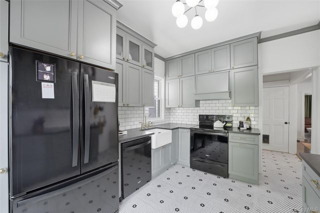 318 Union Avenue, Peekskill, NY 10566