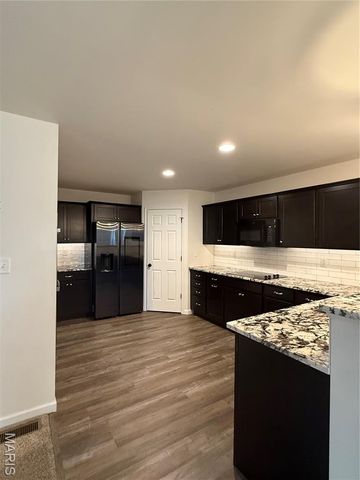 532 Leather Reins Drive, Wentzville, MO 63385