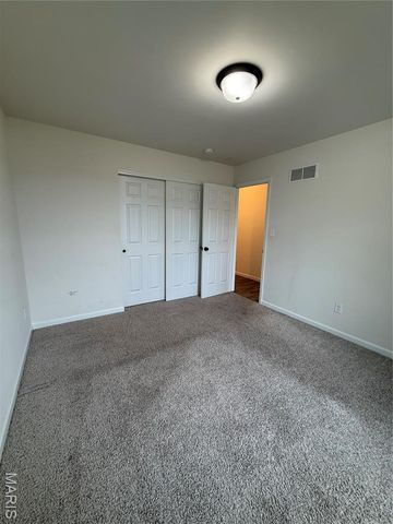 532 Leather Reins Drive, Wentzville, MO 63385